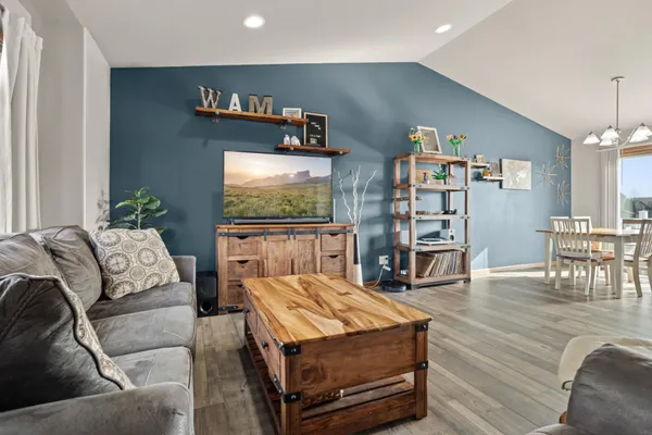 $360,000 | 4512 44th Street South, Fargo, ND 58104