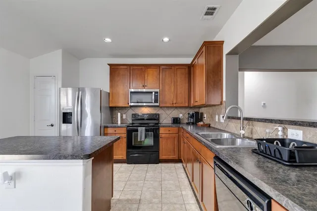 $389,999 | 7004 Cotton Seed Drive, McKinney, TX 75070