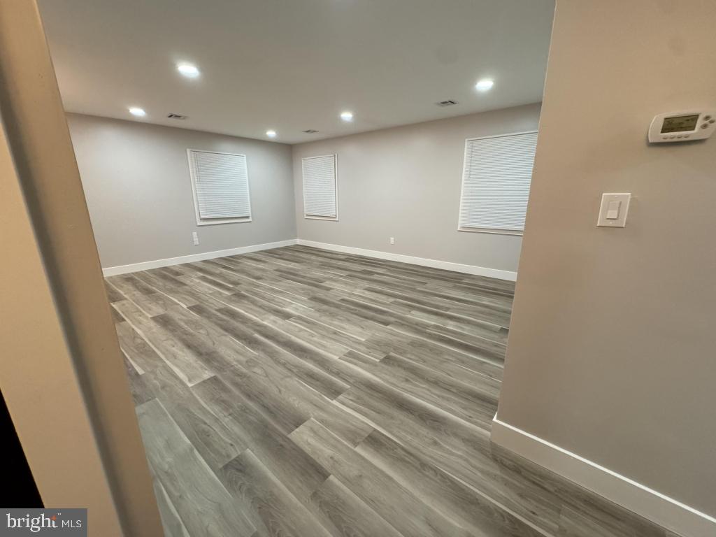 24 Pilgrim Lane Willingboro, NJ 08046 - Photo 4 of 31 a view of an empty room