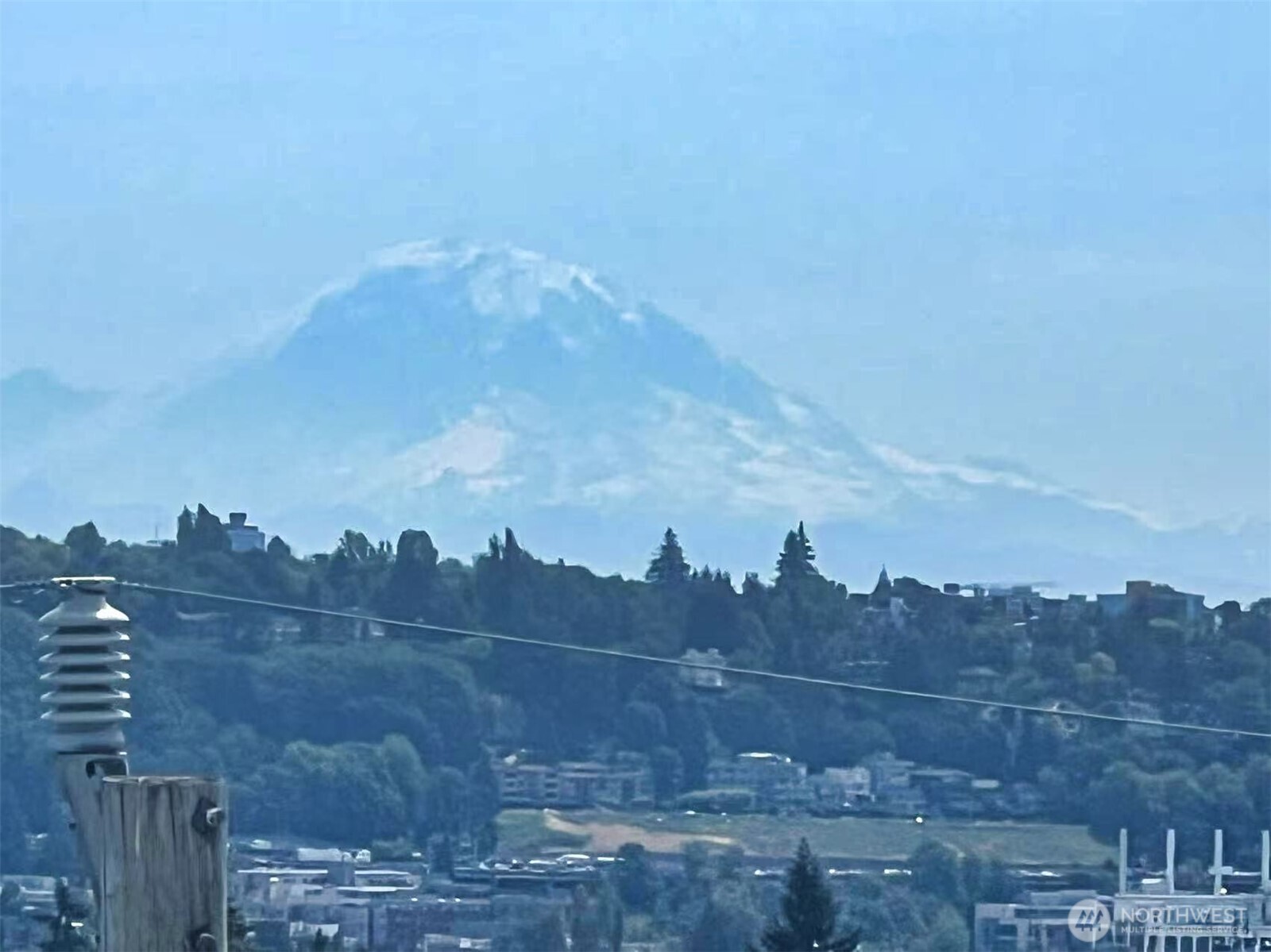 972 North Allen Place Seattle, WA 98103 - Photo 2 of 40 Gallery Image 2