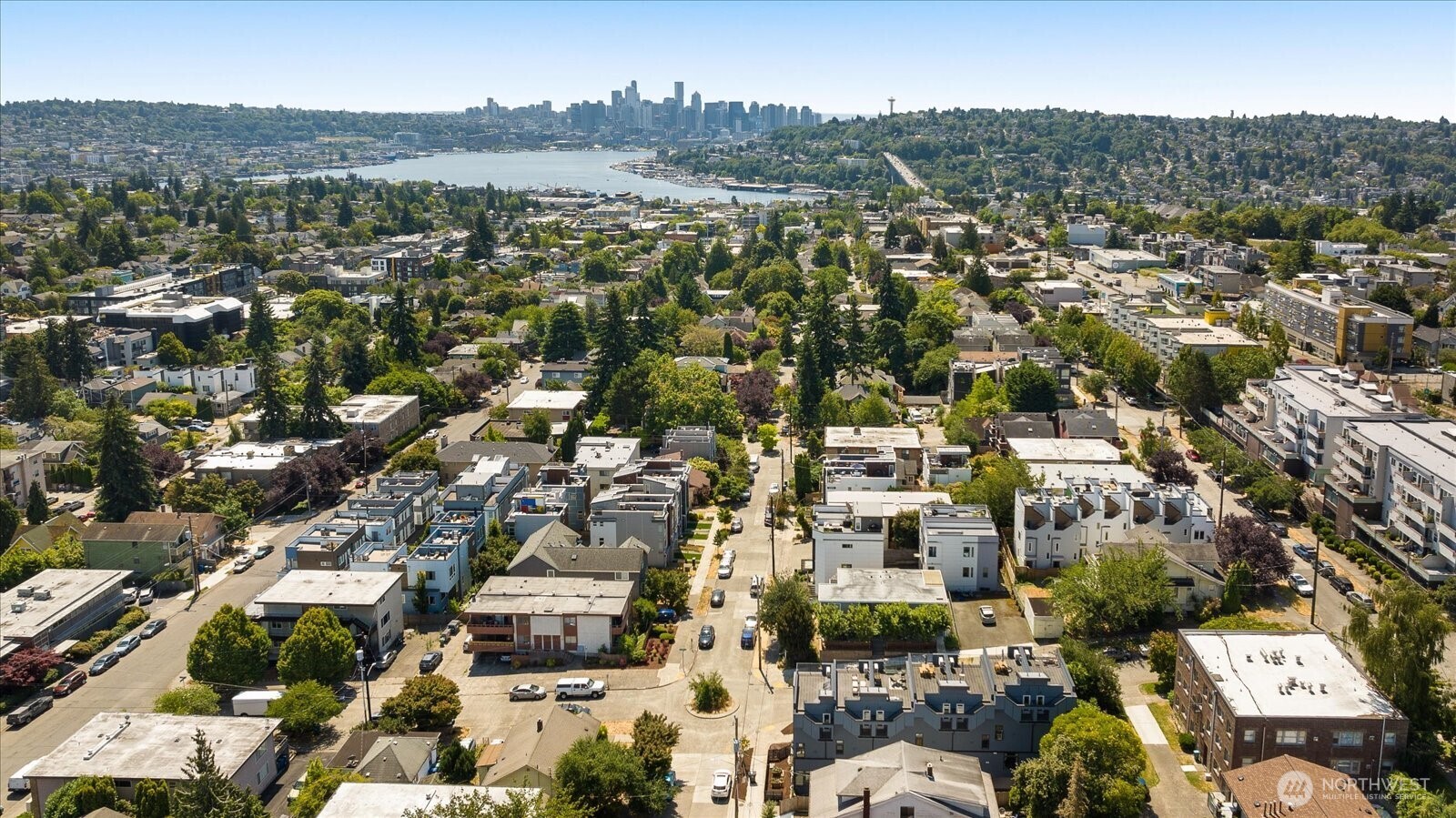 972 North Allen Place Seattle, WA 98103 - Photo 34 of 40 Gallery Image 34