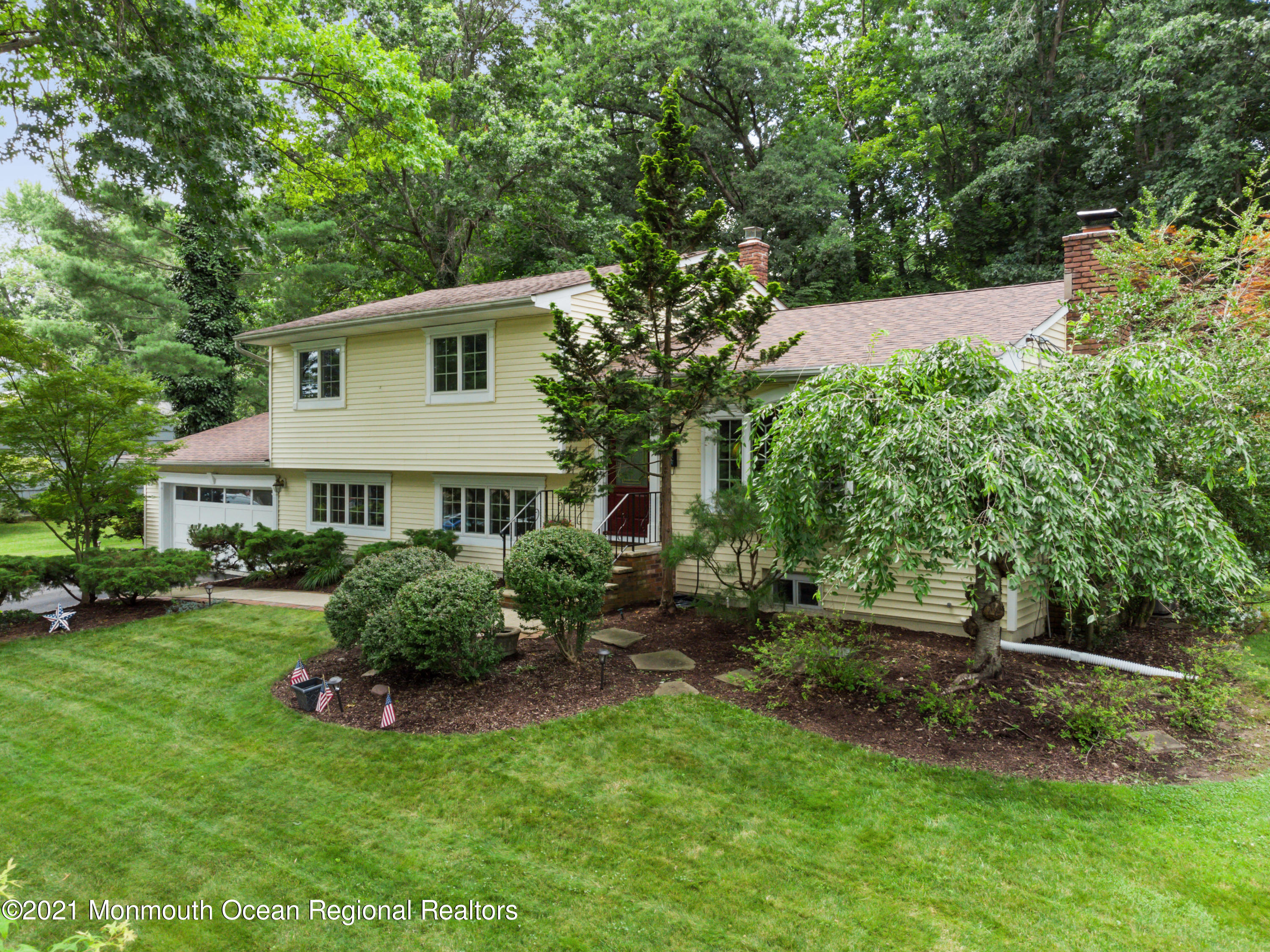 37 Harreton Road Allendale, NJ 07401 - Photo 1 of 42 043.jpg