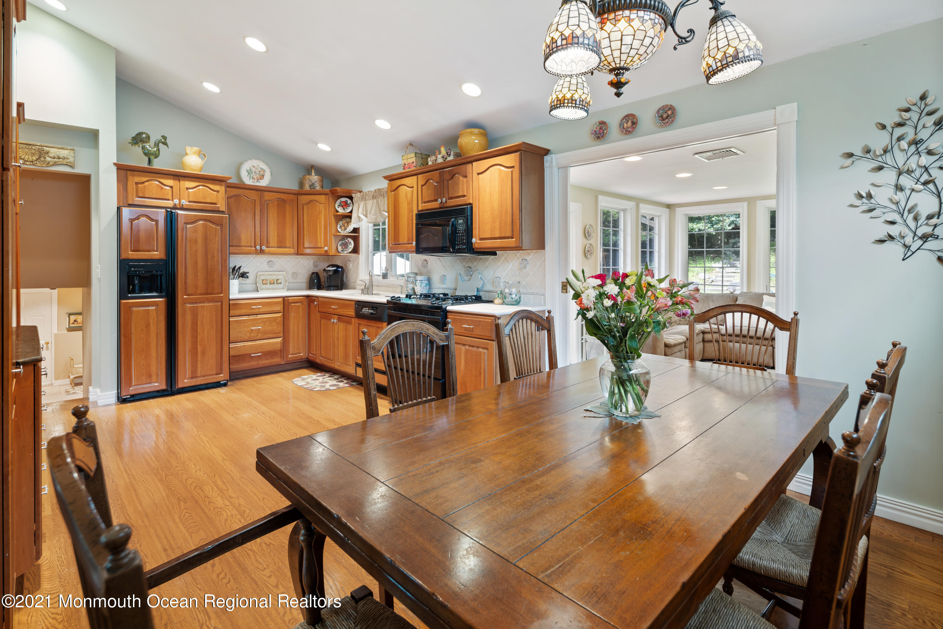 37 Harreton Road Allendale, NJ 07401 - Photo 15 of 42 009.jpg