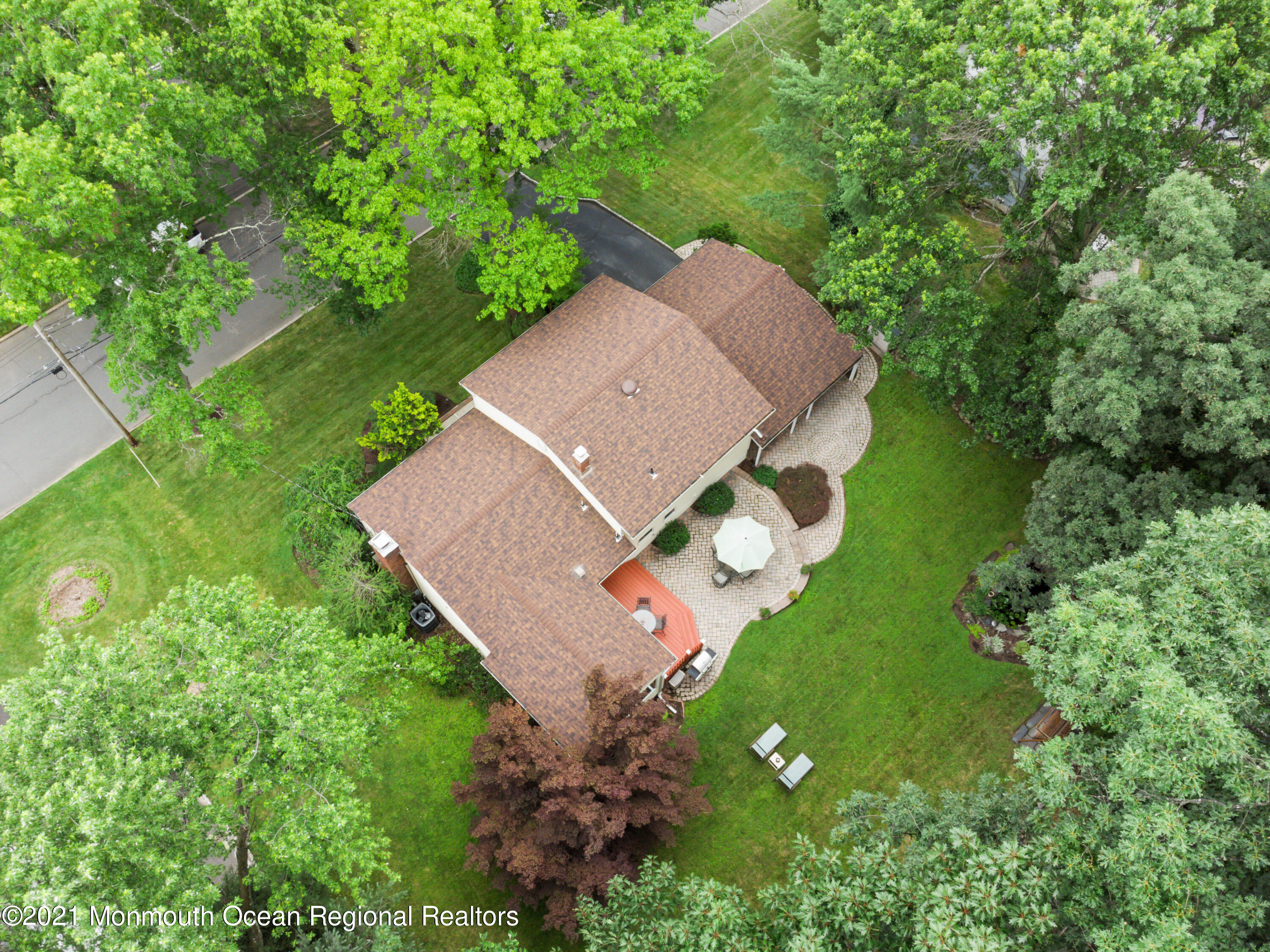 37 Harreton Road Allendale, NJ 07401 - Photo 3 of 42 048.jpg