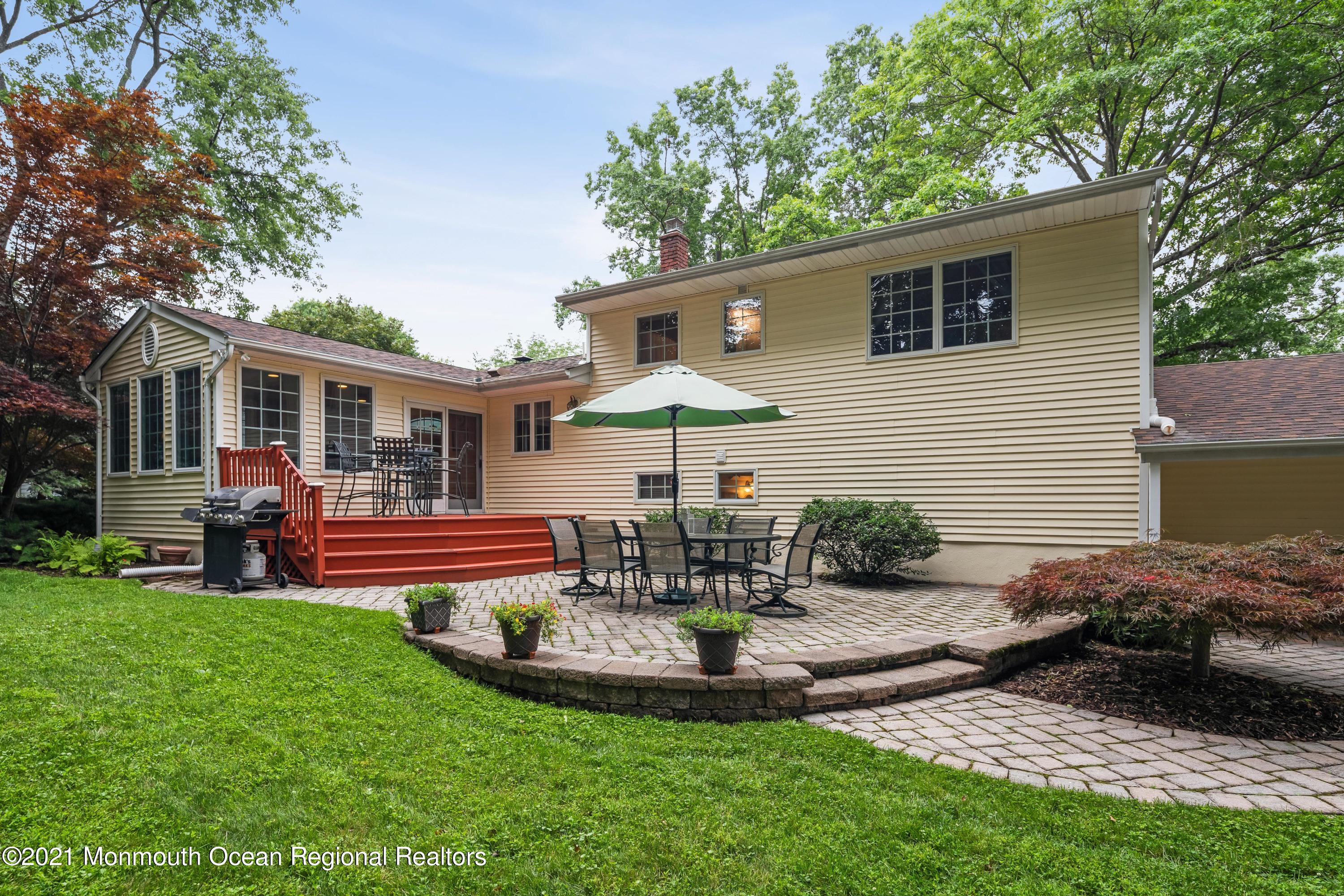 37 Harreton Road Allendale, NJ 07401 - Photo 35 of 42 035.jpg