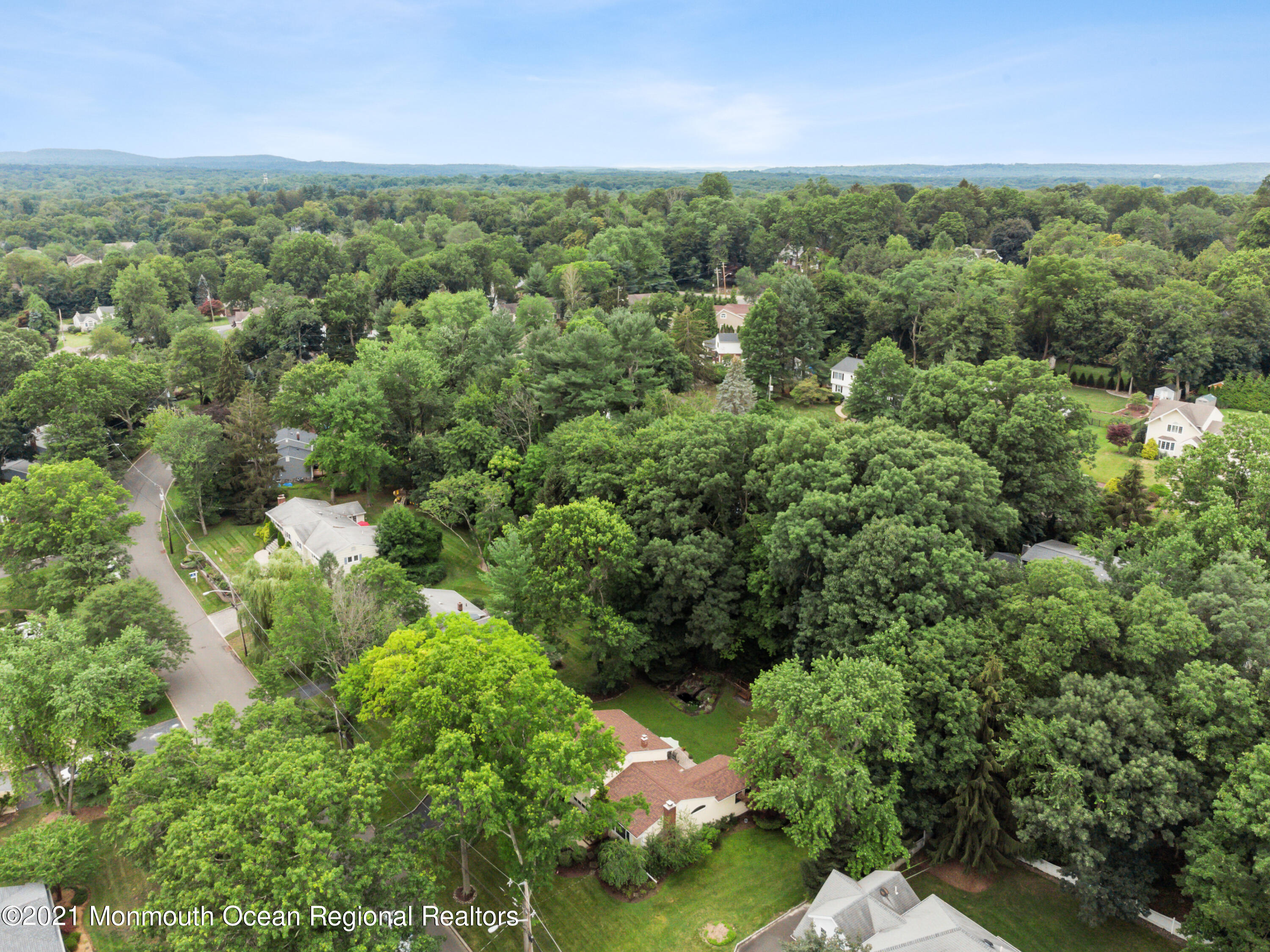 37 Harreton Road Allendale, NJ 07401 - Photo 41 of 42 047.jpg