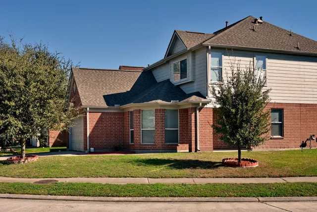 $2,300 | 1106 Mossy Branch Street, Houston, TX 77073