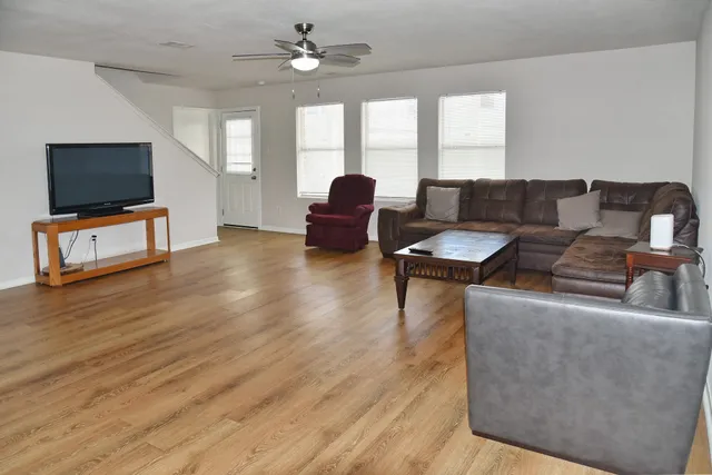 $2,300 | 1106 Mossy Branch Street, Houston, TX 77073