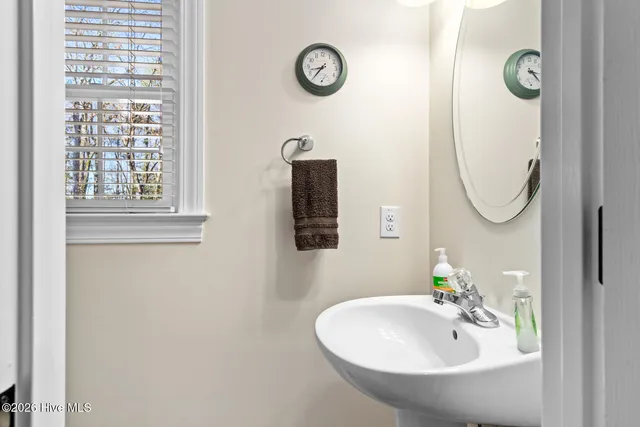 $384,900 | 811 South Creek Drive, Nashville, NC 27856