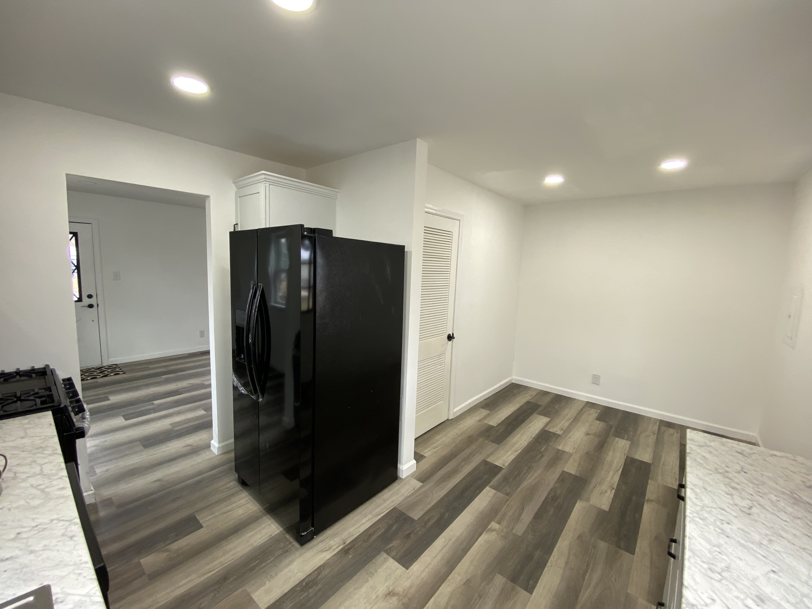 343 South Kenmore Road Indianapolis, IN 46219 - Photo 10 of 42 Gallery Image 10
