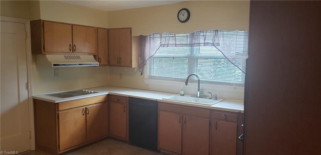502 Spruce Street High Point, NC 27262 - Photo 5 of 29 Gallery Image 5