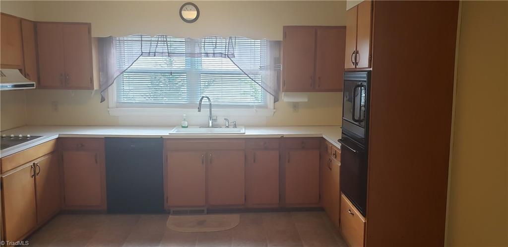 502 Spruce Street High Point, NC 27262 - Photo 6 of 29 Gallery Image 6