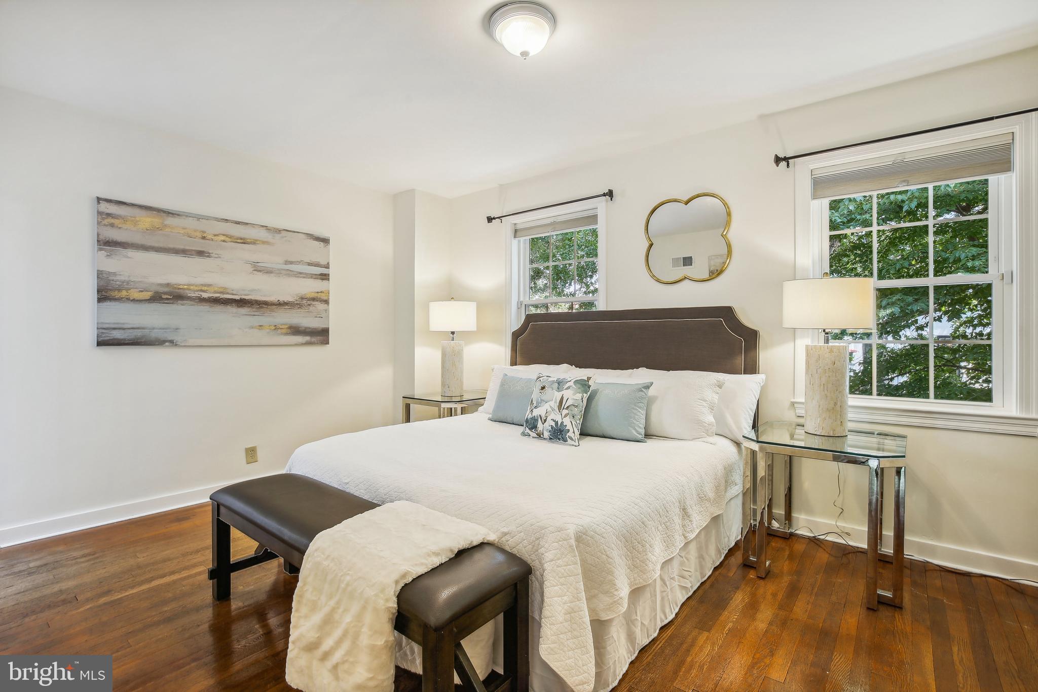 1770 Hobart Street Northwest Washington, DC 20009 - Photo 24 of 44 Primary BR - truly a tree-top retreat