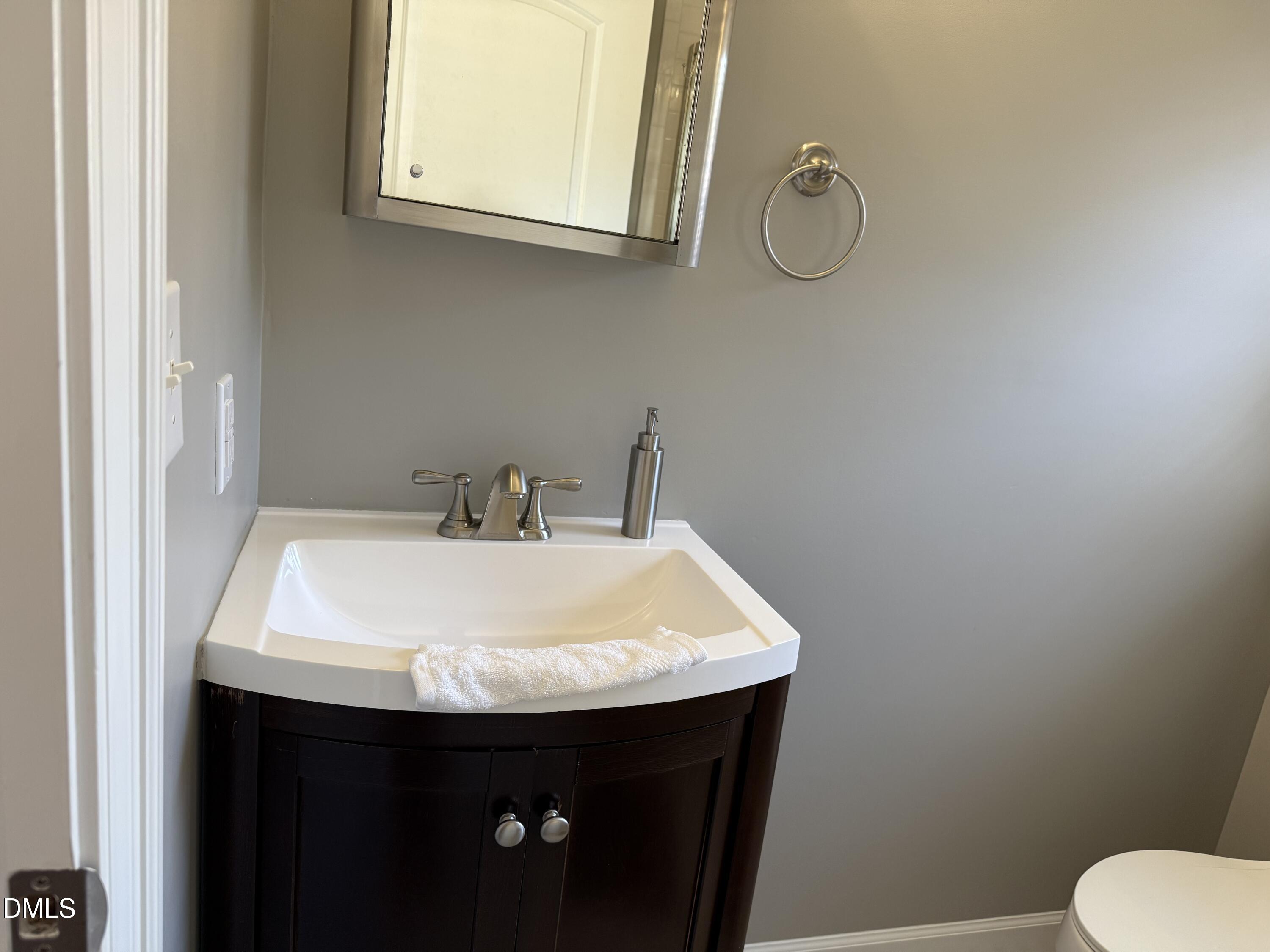 545 East Lenoir Street Raleigh, NC 27601 - Photo 19 of 28 bathroom 1