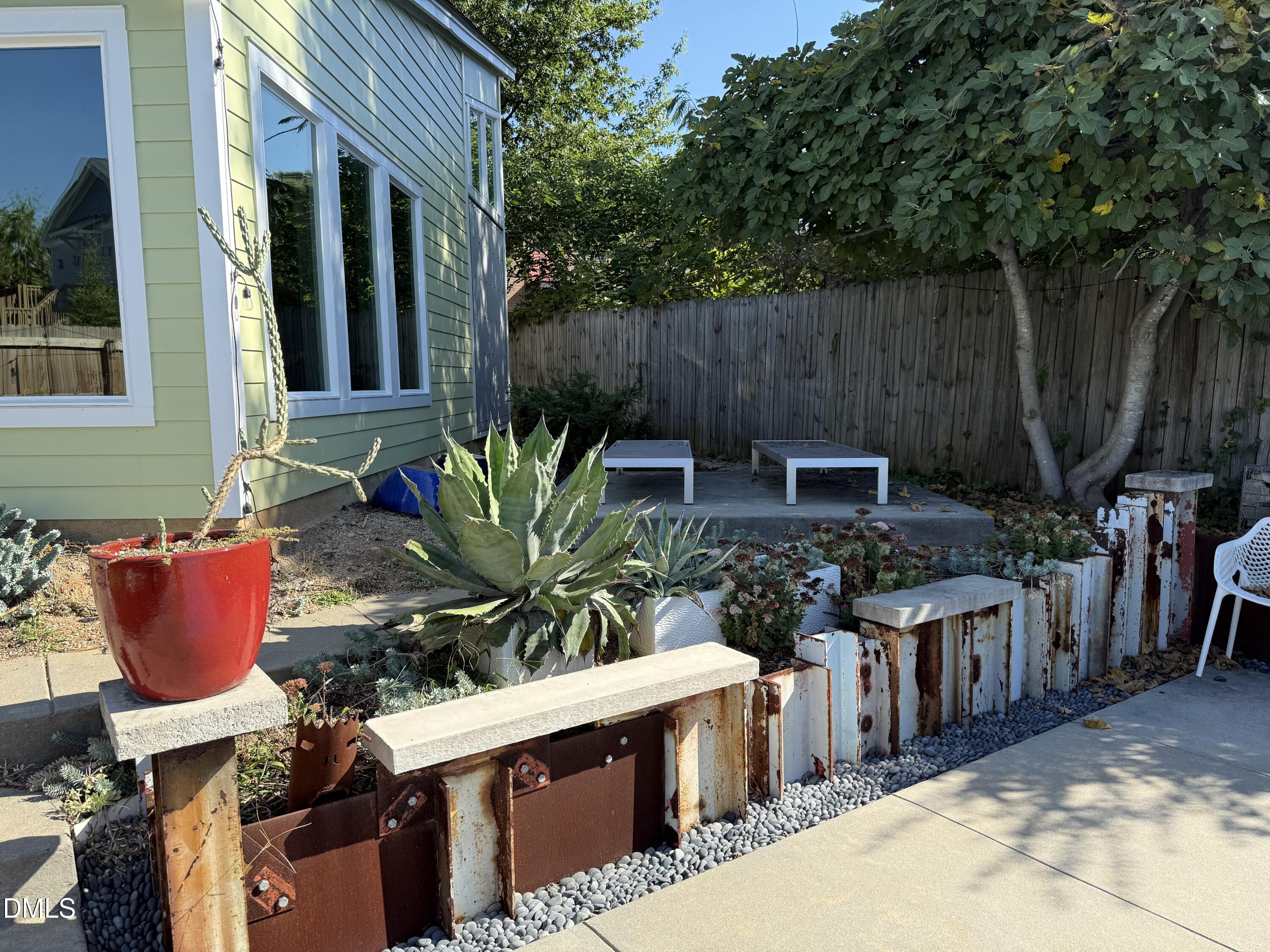 545 East Lenoir Street Raleigh, NC 27601 - Photo 20 of 28 outdoor