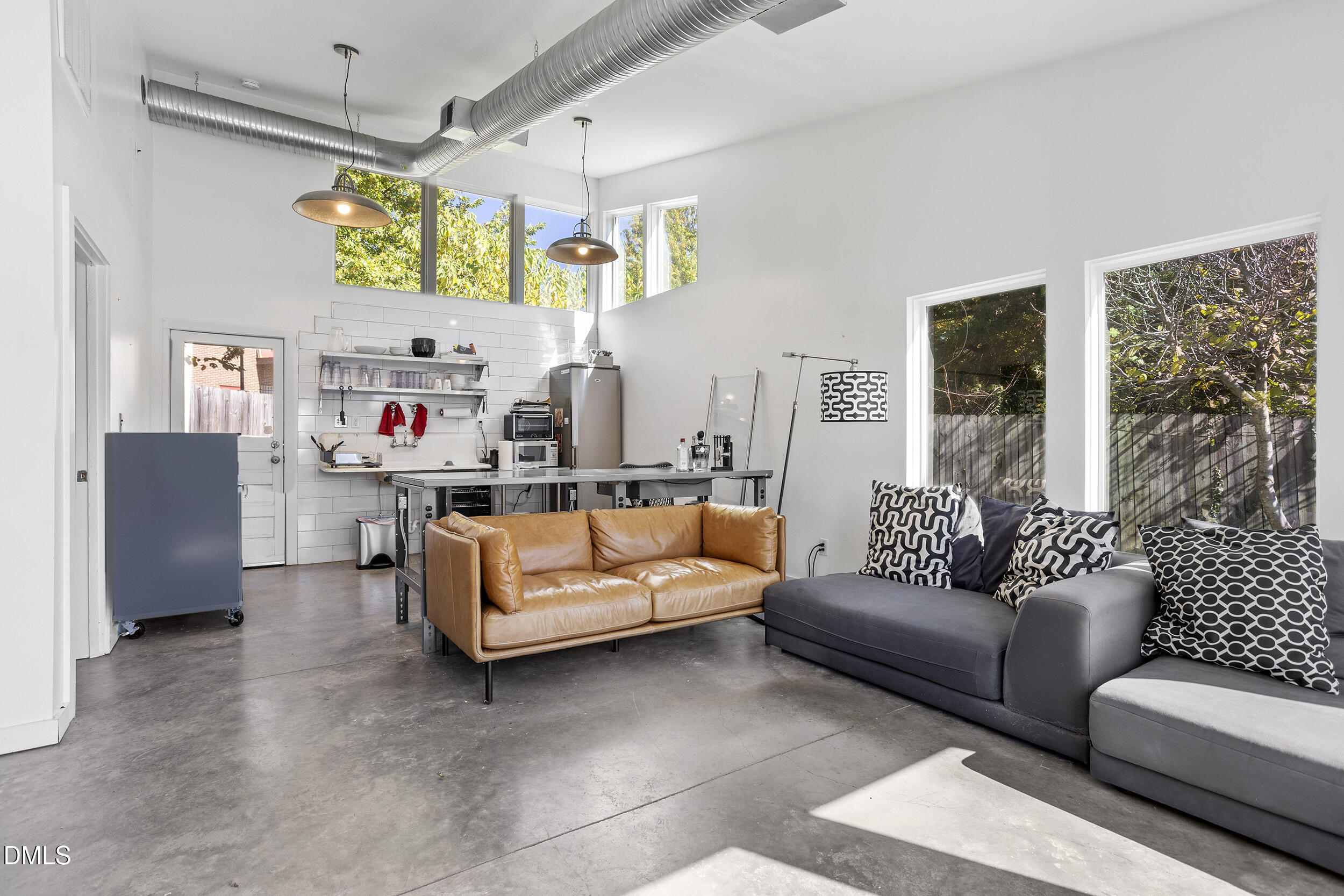 545 East Lenoir Street Raleigh, NC 27601 - Photo 27 of 28 poolhouse