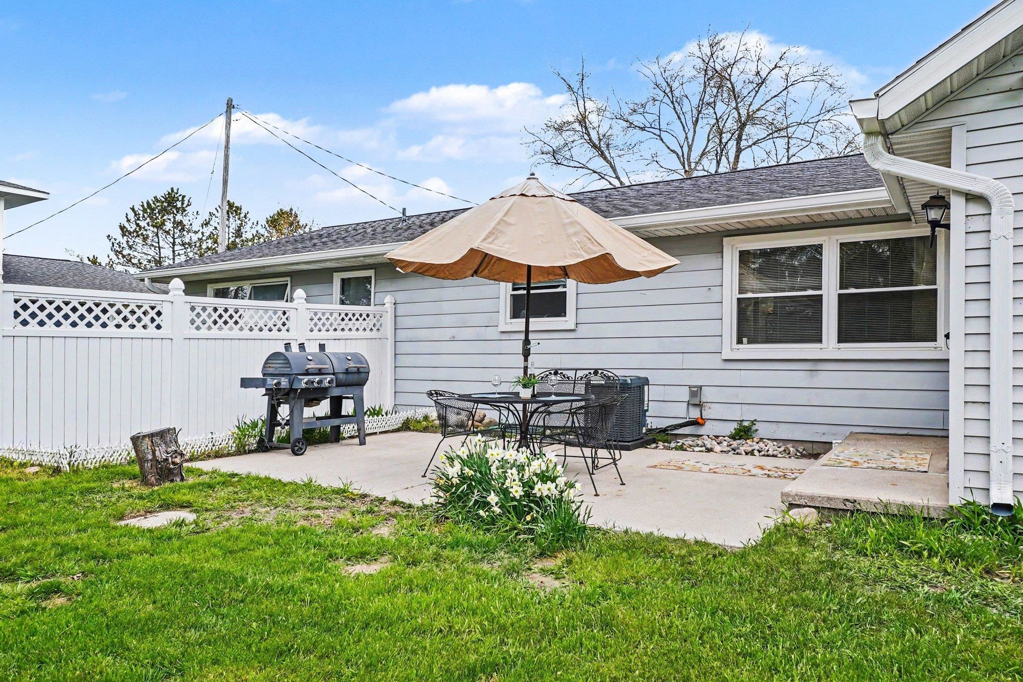 733 Monument Road Tawas City, MI 48763 - Photo 17 of 20