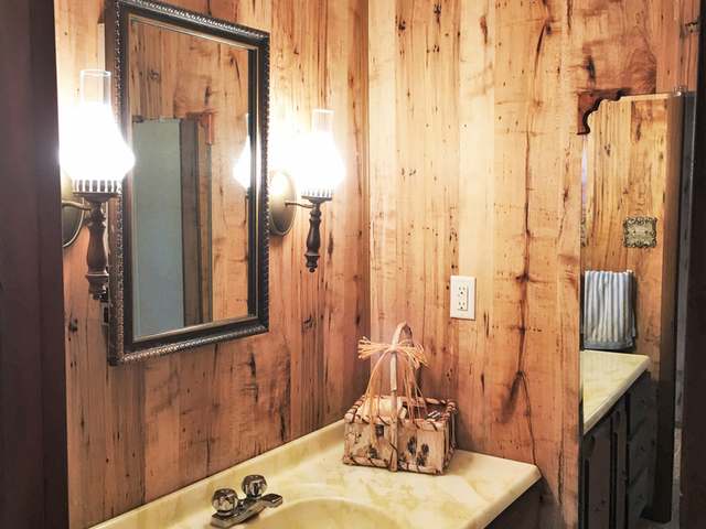 8538 Van Bussum Road Eagle River, WI 54521 - Photo 13 of 16 Gallery Image 13