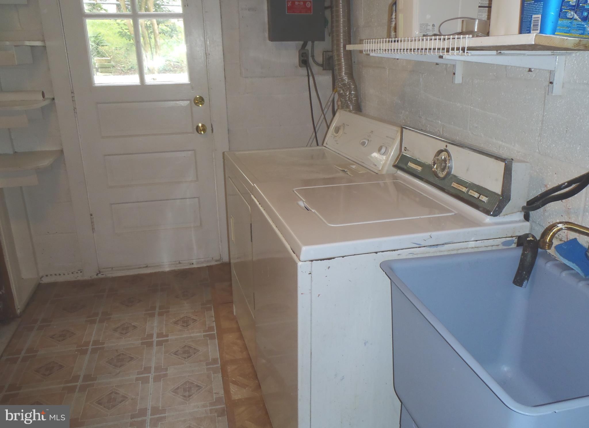 12003 Cook Court Silver Spring, MD 20902 - Photo 14 of 20 Laundry/Utility Rm with outside entrance.