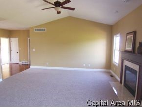 4843 Kelby Lane Springfield, IL 62711 - Photo 3 of 12 Gallery Image 3