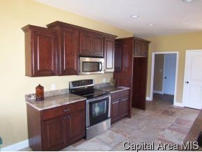 4843 Kelby Lane Springfield, IL 62711 - Photo 5 of 12 Gallery Image 5
