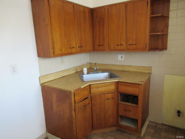 2202 Lucas And Hunt Road St. Louis, MO 63121 - Photo 4 of 12 Gallery Image 4