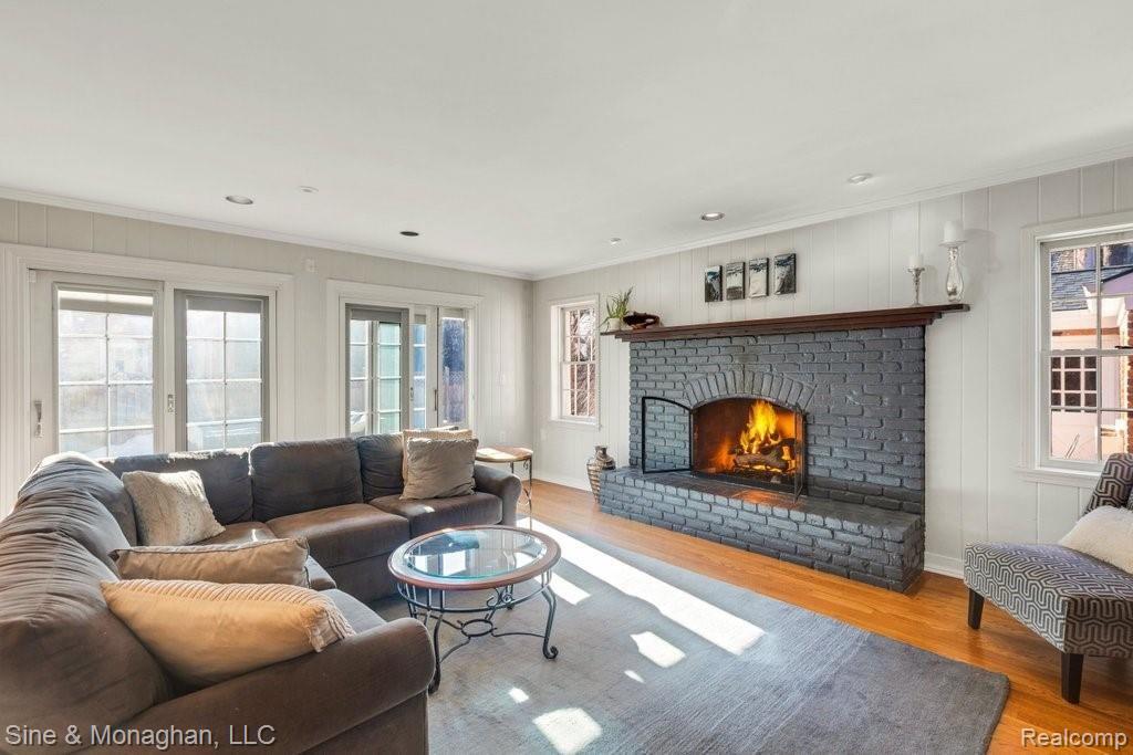 97 Moran Road Grosse Pointe Farms, MI 48236 - Photo 19 of 57