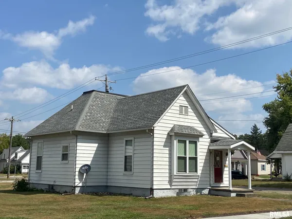 $110,900 | 701 West Rich Street, Taylorville, IL 62568