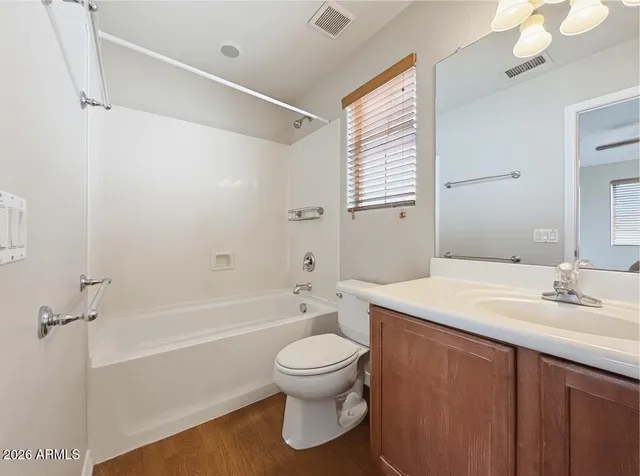 $1,925 | 16051 North 19th Drive, Phoenix, AZ 85023