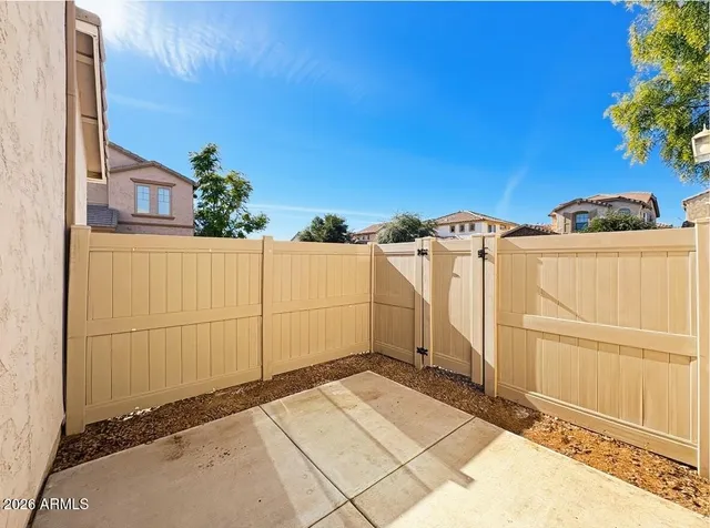 $1,925 | 16051 North 19th Drive, Phoenix, AZ 85023