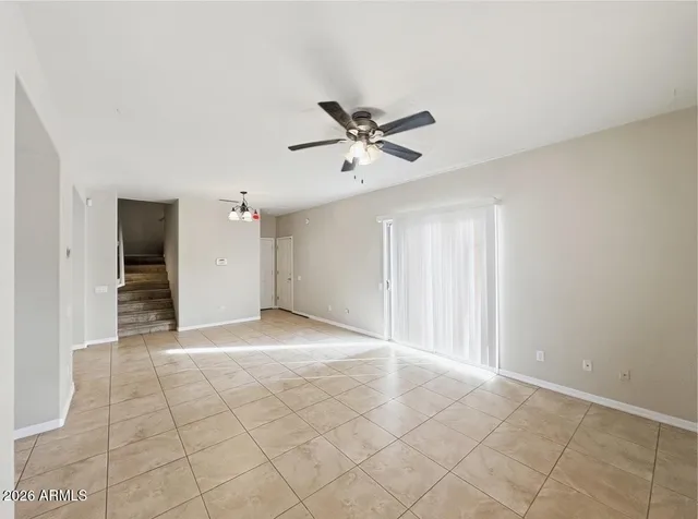 $1,925 | 16051 North 19th Drive, Phoenix, AZ 85023