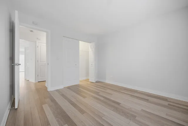 $1,800 | 2556 Waterbury Drive, Unit 1905, Woodridge, IL 60517