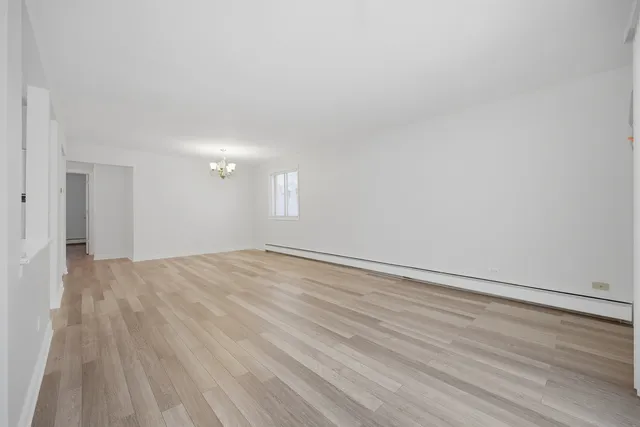 $1,800 | 2556 Waterbury Drive, Unit 1905, Woodridge, IL 60517