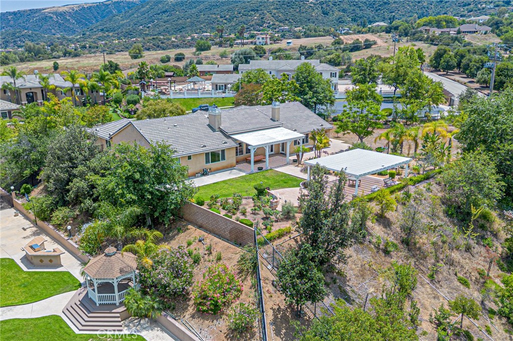 4088 Shady Ridge Circle Corona, CA 92881 - Photo 43 of 47 an aerial view of residential houses with outdoor space and street view