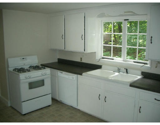 10 Shipman Road Andover, MA 01810 - Photo 3 of 6 Gallery Image 3