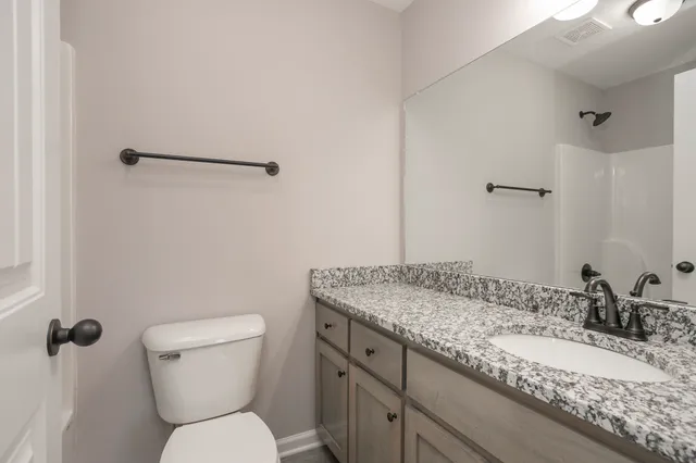 $1,800 | 123 Vanatta Road, Portland, TN 37148