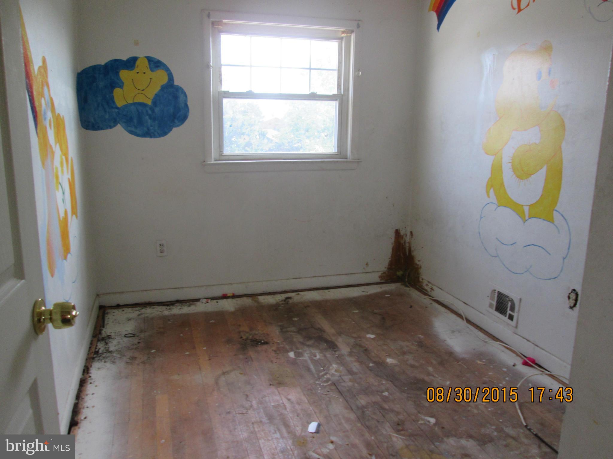 9718 Conmar Road Baltimore, MD 21220 - Photo 10 of 13 Bedroom