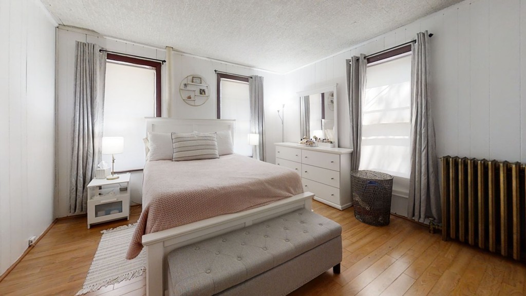 49 Braeburn Road Boston, MA 02136 - Photo 7 of 18 Gallery Image 7