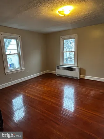 $2,000 | 325 Jefferson Avenue, Pottstown, PA 19464