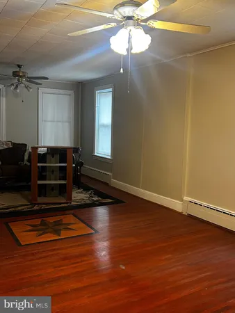 $2,000 | 325 Jefferson Avenue, Pottstown, PA 19464