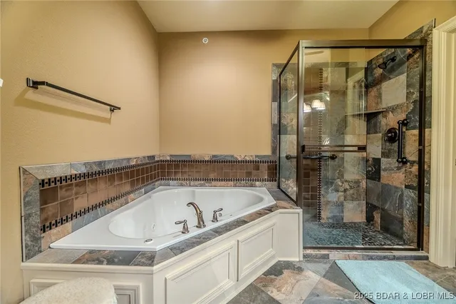 $659,900 | 3168 Twin Rivers Point, Unit 1D, Camdenton, MO 65020