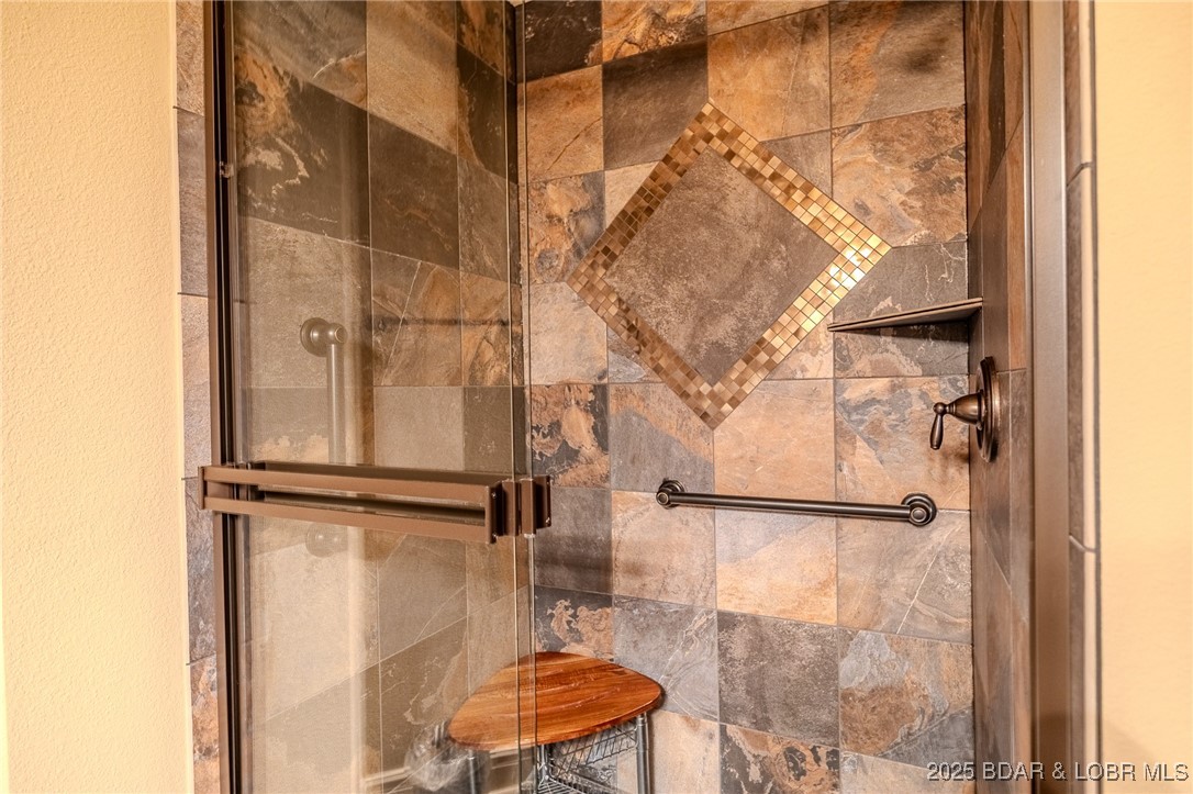 3168 Twin Rivers Point, Unit 1D Camdenton, MO 65020 - Photo 20 of 48