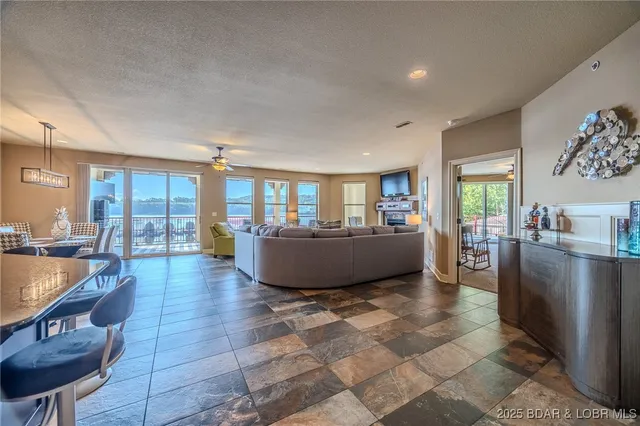 $659,900 | 3168 Twin Rivers Point, Unit 1D, Camdenton, MO 65020