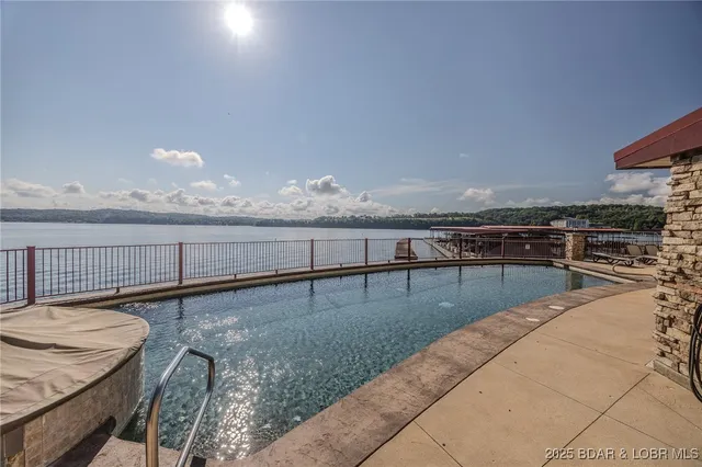 $659,900 | 3168 Twin Rivers Point, Unit 1D, Camdenton, MO 65020