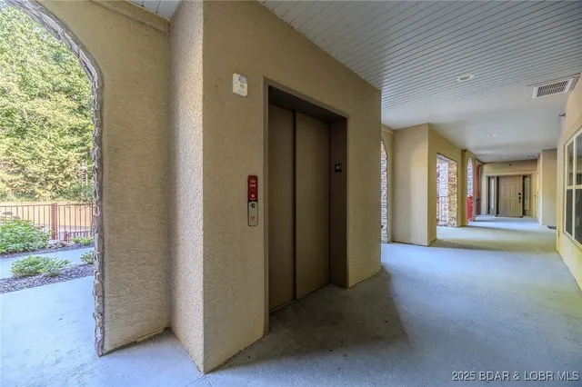 $659,900 | 3168 Twin Rivers Point, Unit 1D, Camdenton, MO 65020