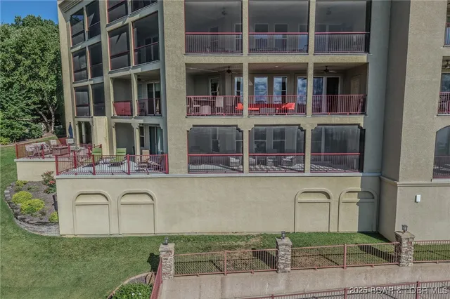 $659,900 | 3168 Twin Rivers Point, Unit 1D, Camdenton, MO 65020