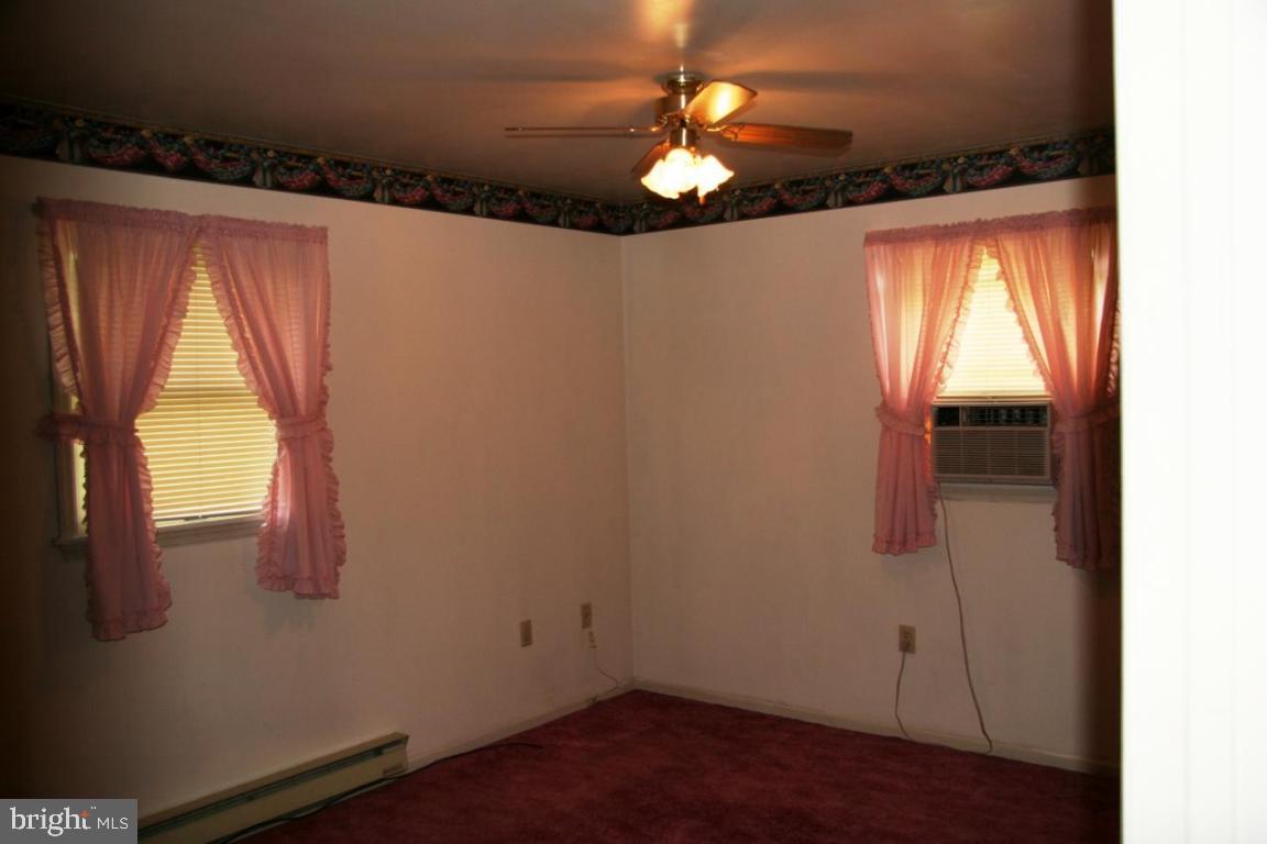 6 Wicker Drive Lititz, PA 17543 - Photo 2 of 13