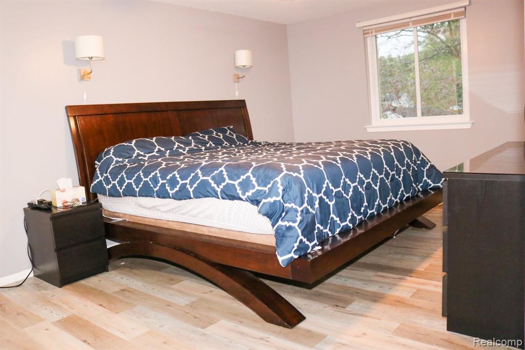 23211 Middlebelt Road Farmington Hills, MI 48336 - Photo 6 of 10