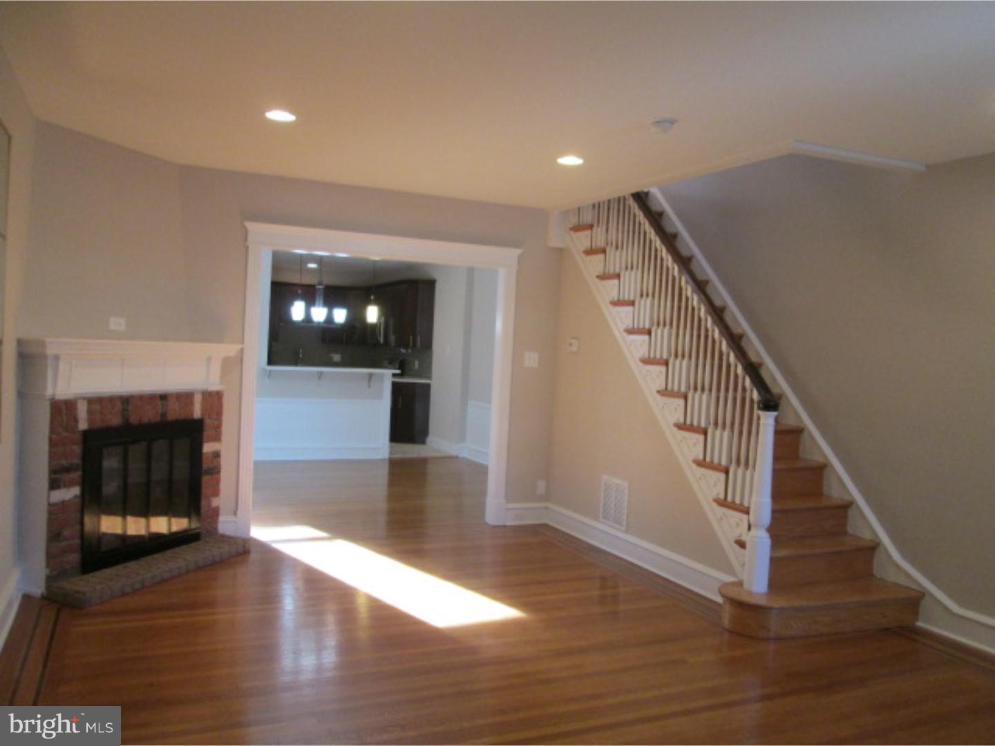 7472 Briar Road Philadelphia, PA 19138 - Photo 3 of 25 Living Room