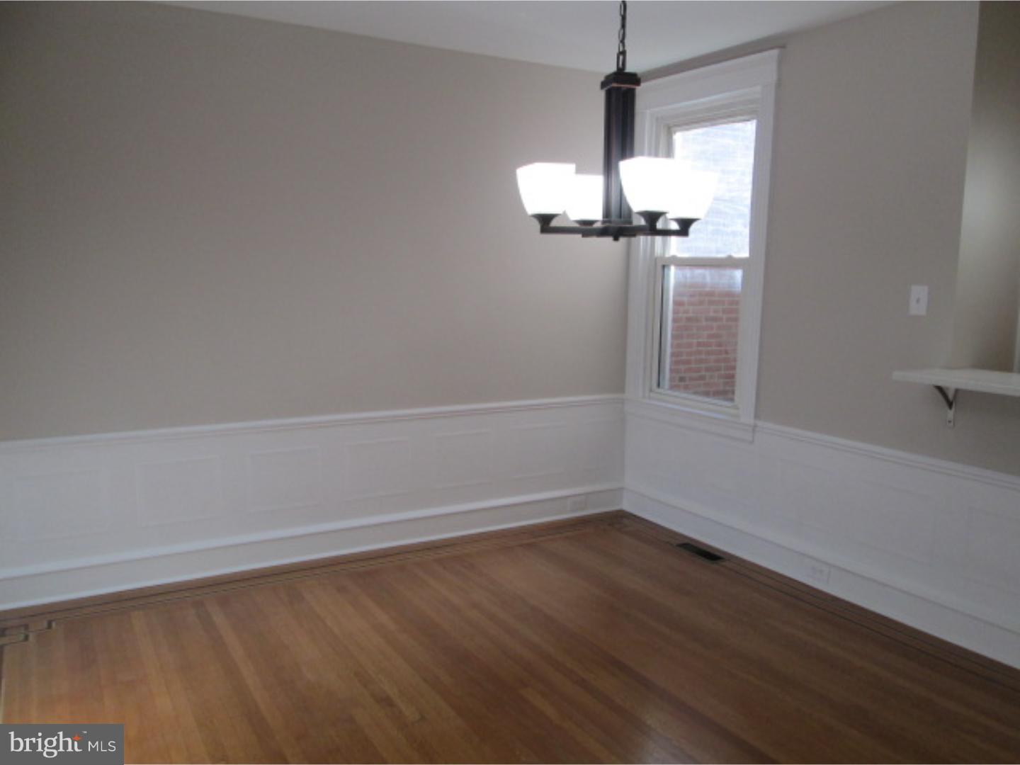 7472 Briar Road Philadelphia, PA 19138 - Photo 4 of 25 Dining Room
